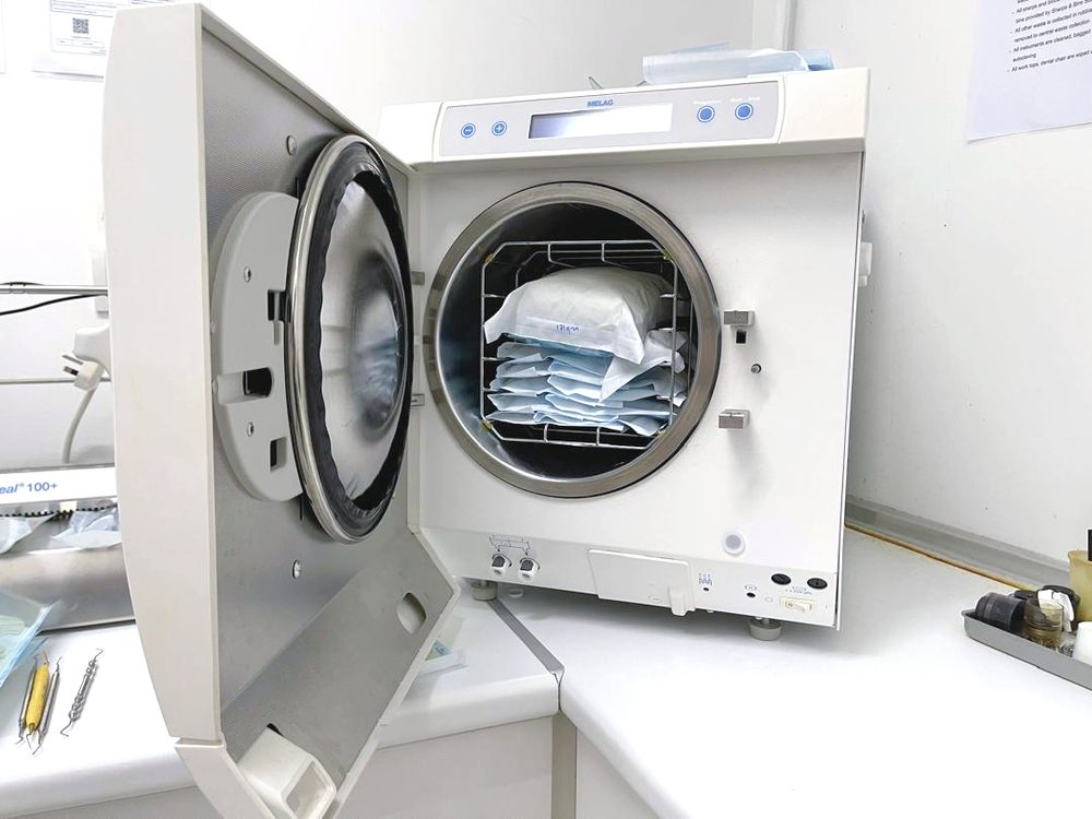 Sterilisation equipment at Dental K